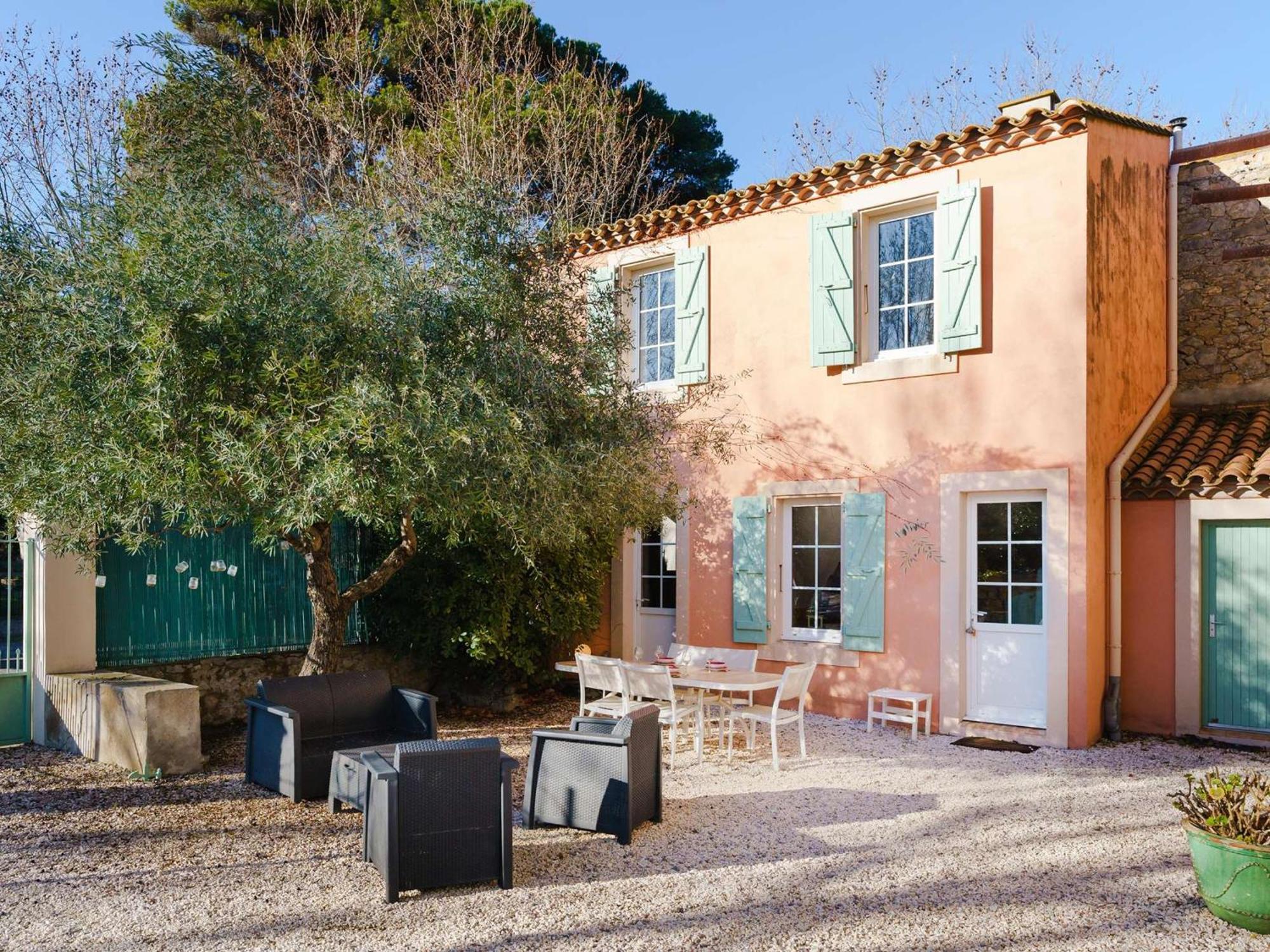 Villa Maisonnette De Charme Au Coeur D'un Domaine Viticole, Pres De La - Narbonne-plage - Fr-1-409-178 Narbonne
